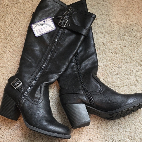White Mountain Black Heeled Boots NWOT - Picture 1 of 11